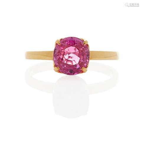 18K GOLD AND PINK SAPPHIRE RING