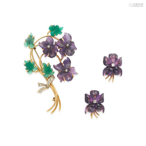 GOLD, AMETHYST, CHRYSOPRASE AND DIAMOND BROOCH AND EARCLIPS