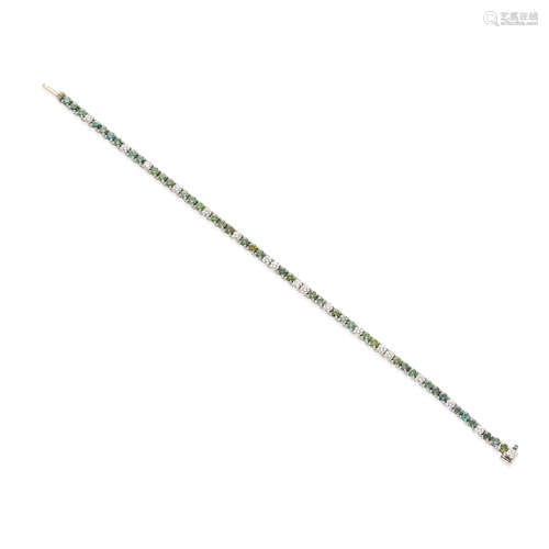 18K WHITE GOLD, DIAMOND AND GREEN DIAMOND LINE BRACELET