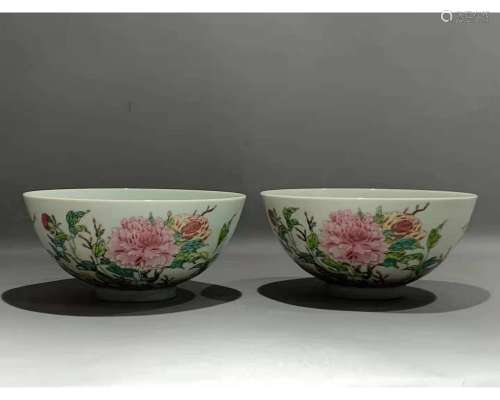 A Pair of Famille Rose Bowls, Yongzheng Mark