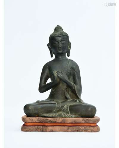 A Bronze Figure of Buddha