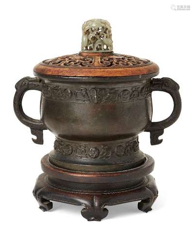 A Chinese archaistic bronze censer, gui, Ming dynasty, cast ...