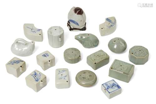 A collection of Korean porcelain water droppers, 19th-20th c...
