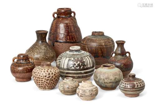 Eleven Thai Sawankhalok jarlets/miniature vases, 14th-15th c...