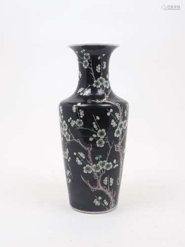 A Chinese porcelain vase, 19th century, painted in famille n...
