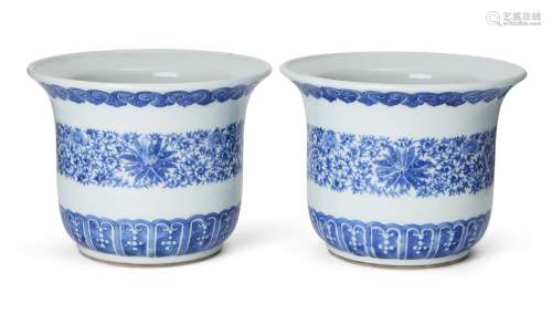 A pair of Chinese porcelain small jardinières, Republic peri...