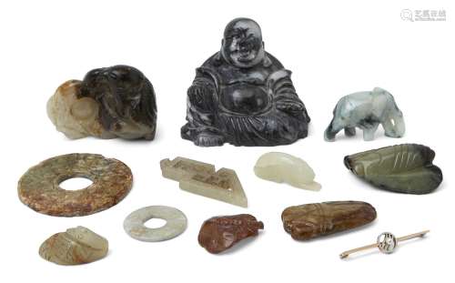 Eleven pieces of Chinese jade and hardstone, 18th-20th centu...