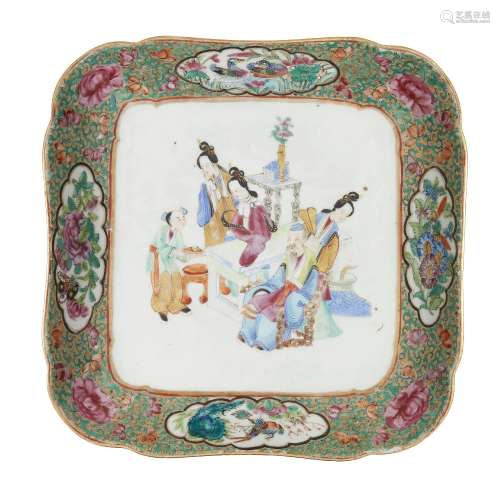 A Chinese Canton porcelain square plate, 19th century, paint...