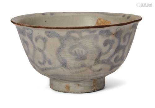 A Chinese porcelain bowl excavated from the Nanking cargo, 1...