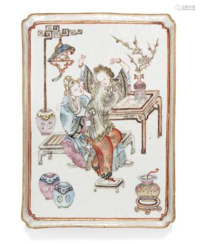 A Chinese porcelain rectangular tray, 19th century, painted ...