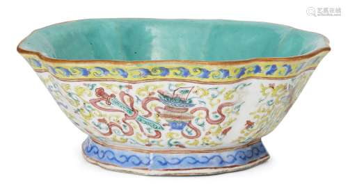 A Chinese porcelain petal-moulded footed bowl, Tongzhi seal ...