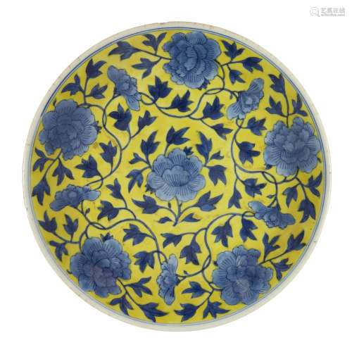 A Chinese porcelain Ming-style blue and yellow enamel dish, ...