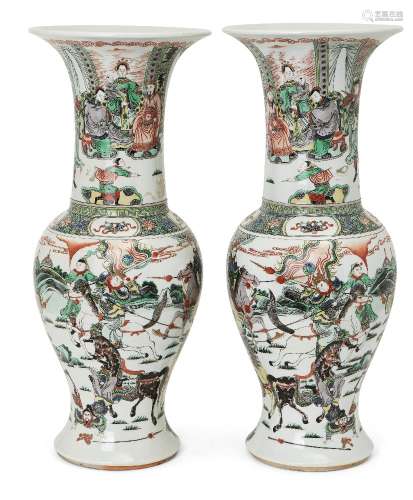 A pair of Chinese porcelain 'Romance of the Three Kingdoms' ...