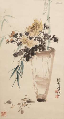 江明賢(b.1942) 菊花圖 設色 紙本 鏡框