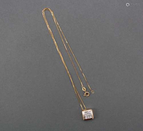 Halskette mit Diamantanhänger, 14 Karat Gelbgold