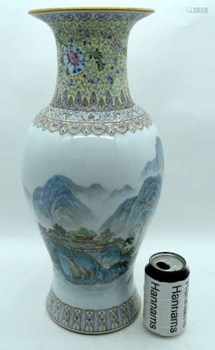 A VERY LARGE EARLY 20TH CENTURY CHINESE FAMILLE ROSE PORCELA...