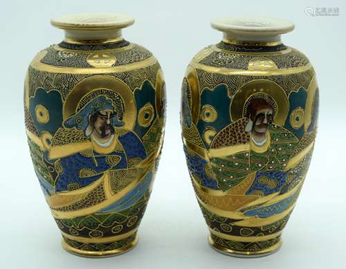 A PAIR OF EARLY 20TH CENTURY JAPANESE MEIJI PERIOD SATSUMA V...