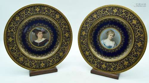 A FINE PAIR OF LATE 19TH CENTURY FISCHER & MIEG PORCELAIN CA...