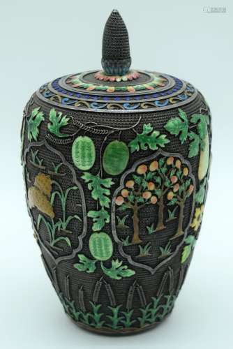 AN EARLY 20TH CENTURY CHINESE SILVER FILIGREE AND ENAMEL TEA...