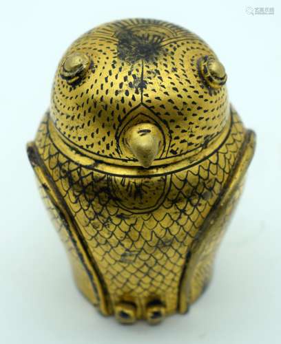 A RARE EARLY 20TH CENTURY INDIAN GILDED LACQUER TEA CADDY in...