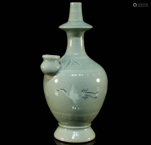 A Korean Celadon-Glazed 'Crane' Ewer