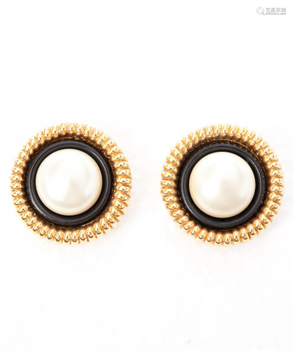 Chanel Round Clip On Earrings with Faux Pearl