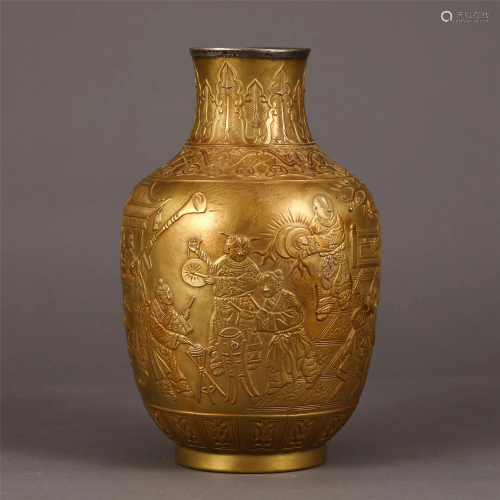 A CHINESE GOLD PAINTED FIGURES STORY VASE