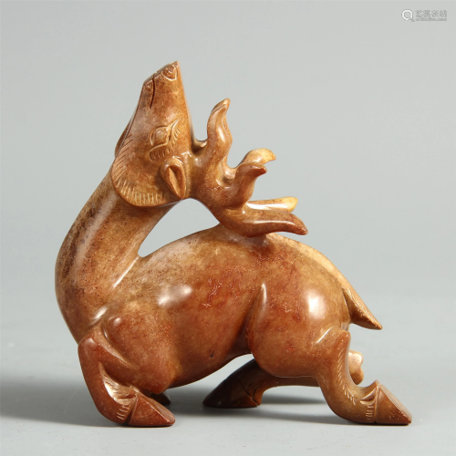 A CHINESE JADE CARVING DEER-SHAPED DECORATION