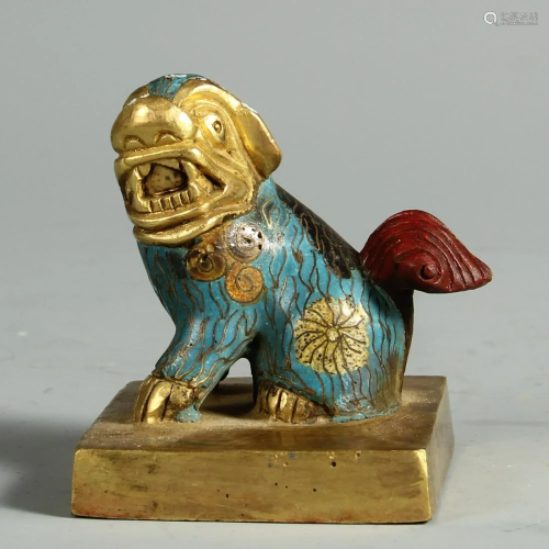A CHINESE CLOISONNE GILT BRONZE SEAL