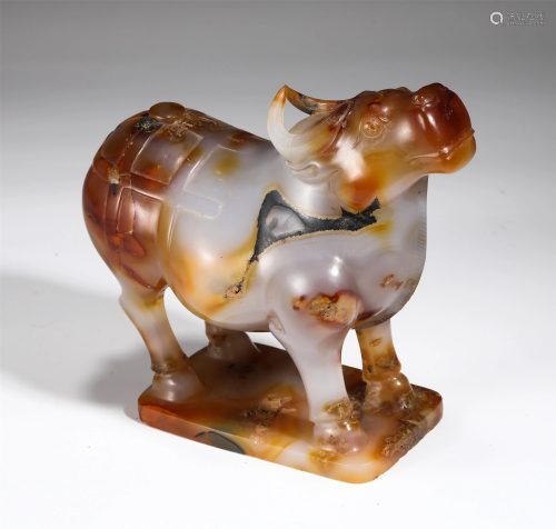 A CHINESE OX SHAPE AGATE DECORATION