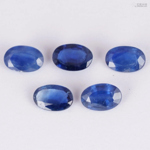 IGI Cert. 2.40 ct. Set of 5 Blue Sapphires - MADAGASCAR