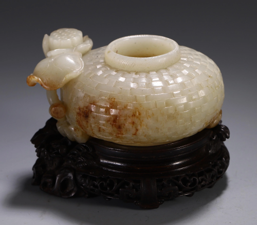 A CHINESE LOTUS LEAF AND BAMBOO DESIGNS JADE WATER POT
