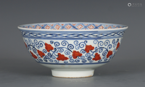 A CHINESE BLUE AND WHITE IRON-RED FLOWERS PORCELAIN