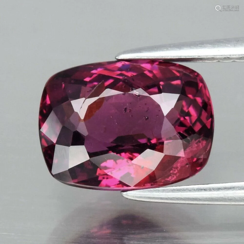 3.17 ct. Unheated Rhodolite Garnet - MADAGASCAR