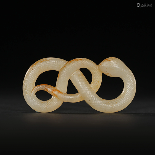 HETIAN JADE SNAKE SHAPED PENDANT, QING DYNASTY, CHINA