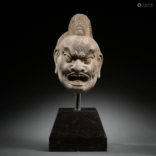 TANG DYNASTY, CHINESE WHITE JADE CARVED HEAD OF A