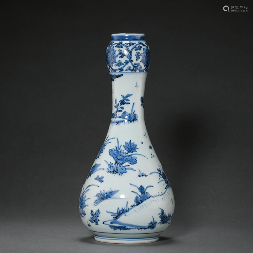 CHINESE QING DYNASTY BLUE AND WHITE PORCELAIN GARLIC