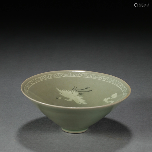 ANCIENT KOREAN CELADON BOWL