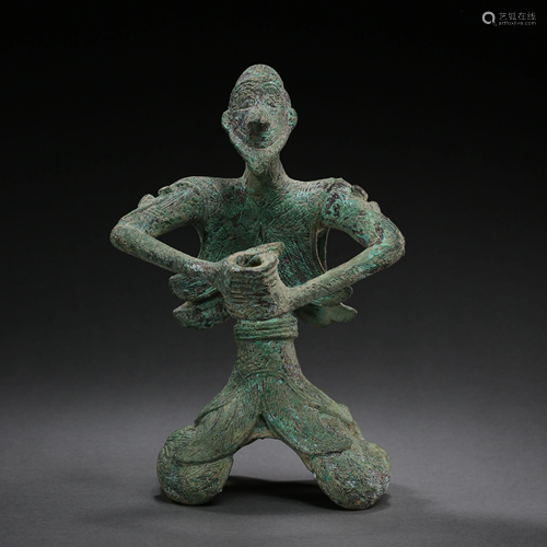 ANCIENT BRONZE HU FIGURE ( YEAR UNKNOWN)