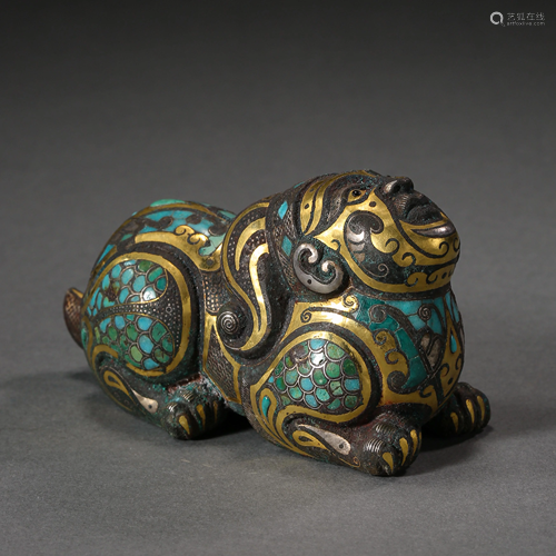 CHINESE BRONZE BEAST INLAID GOLD AND SILVER, HAN