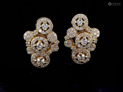 18kt Yellow Gold 0.92 ctw Diamond Earrings