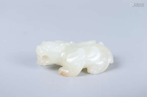 Chinese Qing Dynasty Hetian Jade Beast