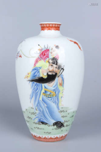 Chinese Qing Dynasty Qianlong Famille Rose Porcelain 