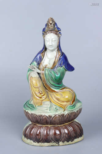 Chinese Su Tricolor Porcelain Guanyin Statue