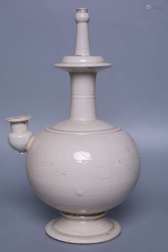 Chinese Northern Song Dynasty Ding Wave Porcelain Water Vess...