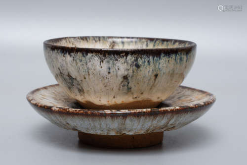 Chinese Southern Song Dynasty Wave Porcelain Vessel