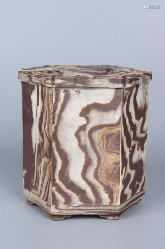 Chinese Qing Dynasty Yongzheng Porcelain Hexagonal Brush Pot