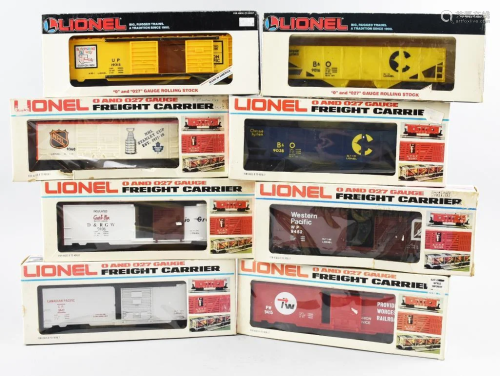 (8) Vintage Lionel O and O27 Scale Train Cars in