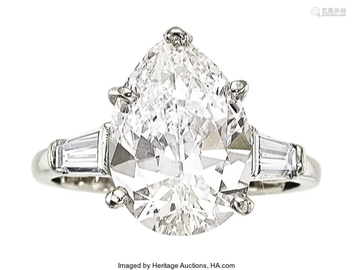 55144: Diamond, Platinum Ring Stones: Pear-shaped diam