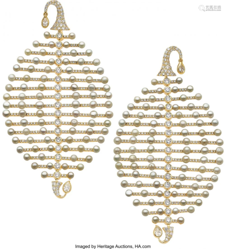 55106: Cultured Pearl, Diamond, Gold Earrings Stones:
